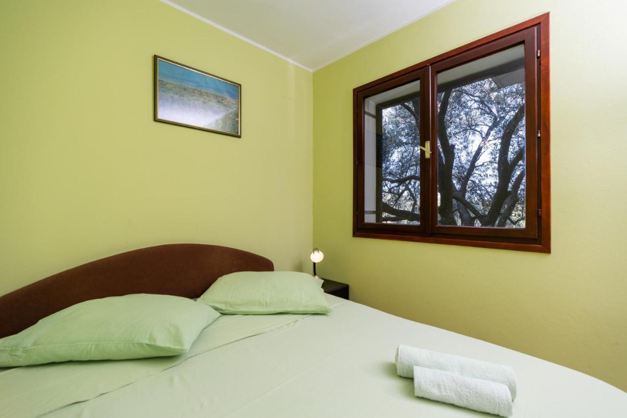 Olive'S Garden House Villa Vela Luka Luaran gambar